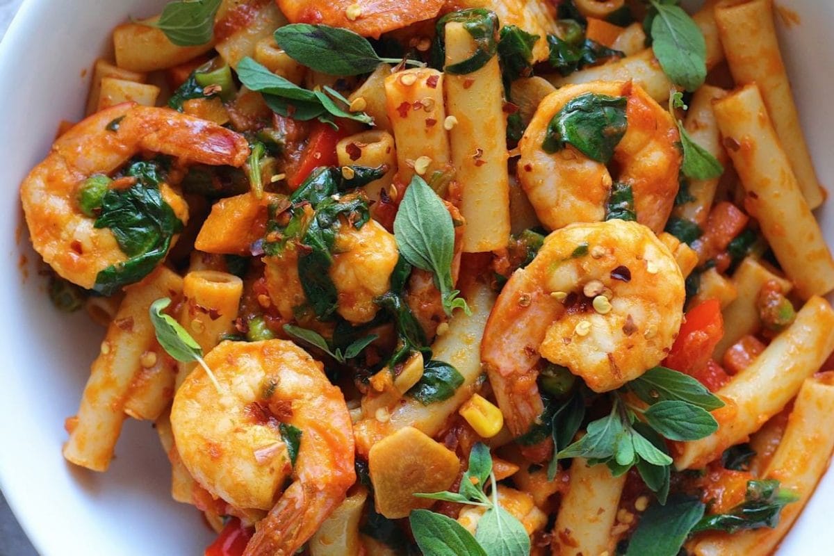 Spicy Shrimp and Spinach Pasta - Love Laugh Mirch