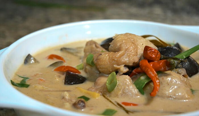 Ginataang Manok ( Spicy Chicken in Coconut Milk ) | Chicken Recipe