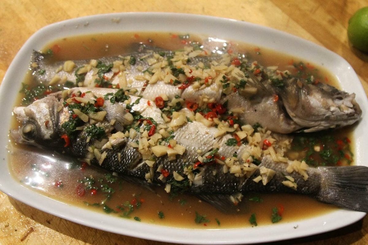 Steamed Fish - Thai Recipe with Lime and Garlic - THE CURRY GUY