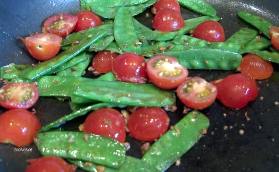 Sugar Snap Peas with Tomatoes and Garlic Recipe - Healthy.Food.com