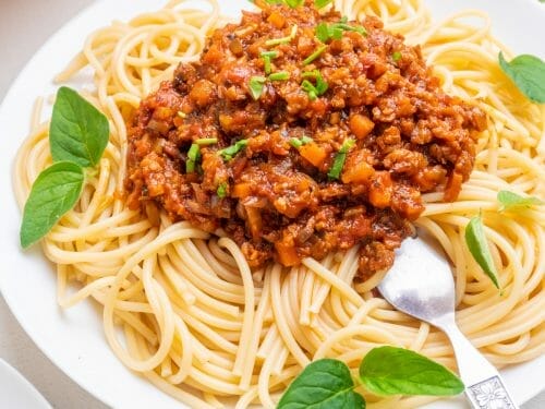 Vegan Spaghetti Bolognese - Vegan on Board